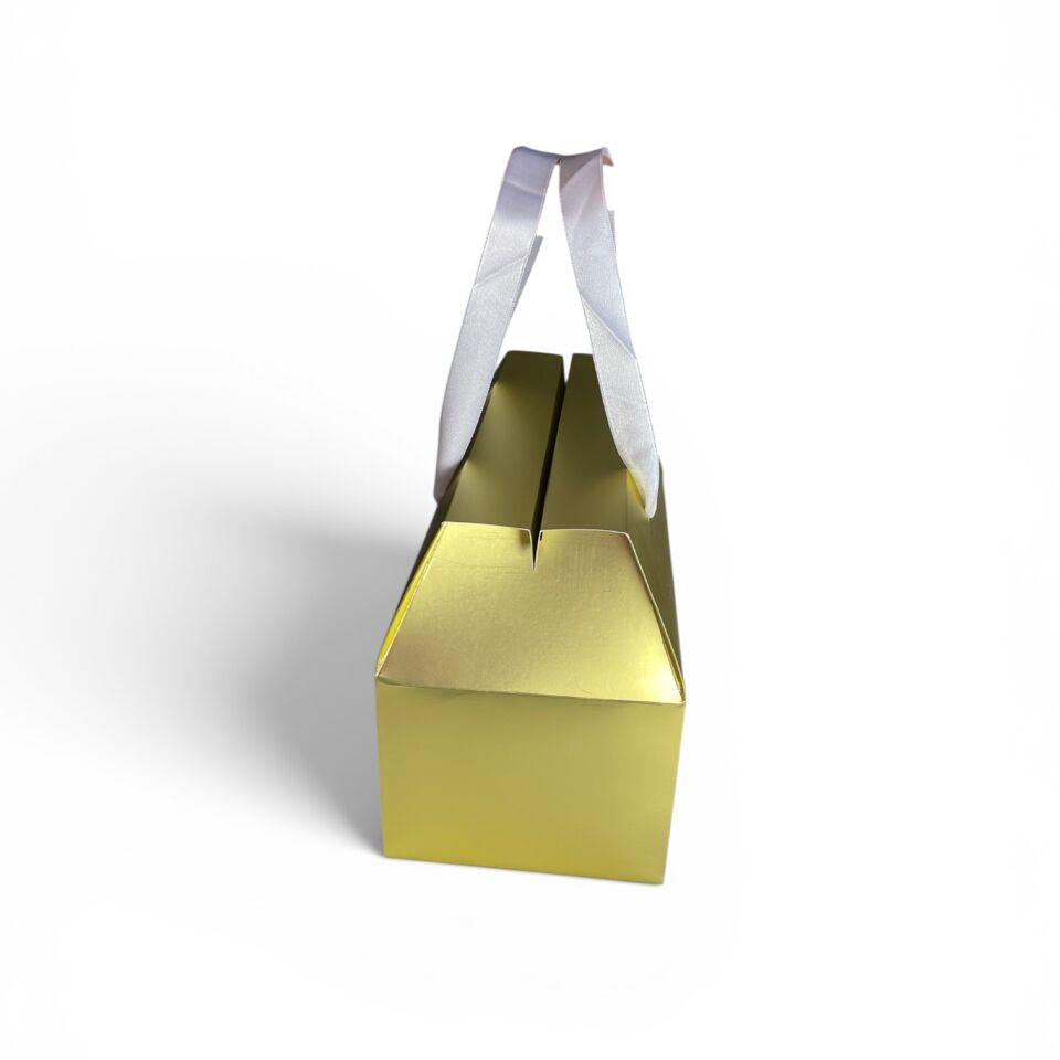 Kurdele Saplı Gold Çanta Kutu - 30 X 17 X 20 CM