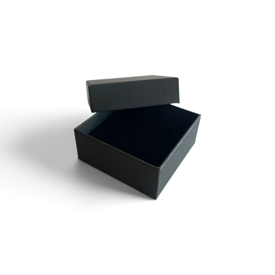 Süngerli Kelepçe Mukavva Takı Kutusu - 9,3x9,3x3,5 cm