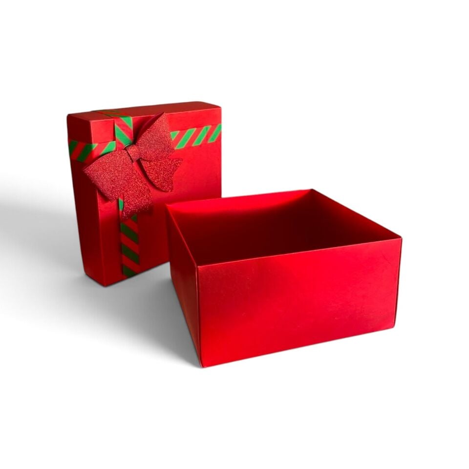 Fiyonk Detaylı Yılbaşı Hediye Kutusu - 19,5 x 19,5 x 10 cm